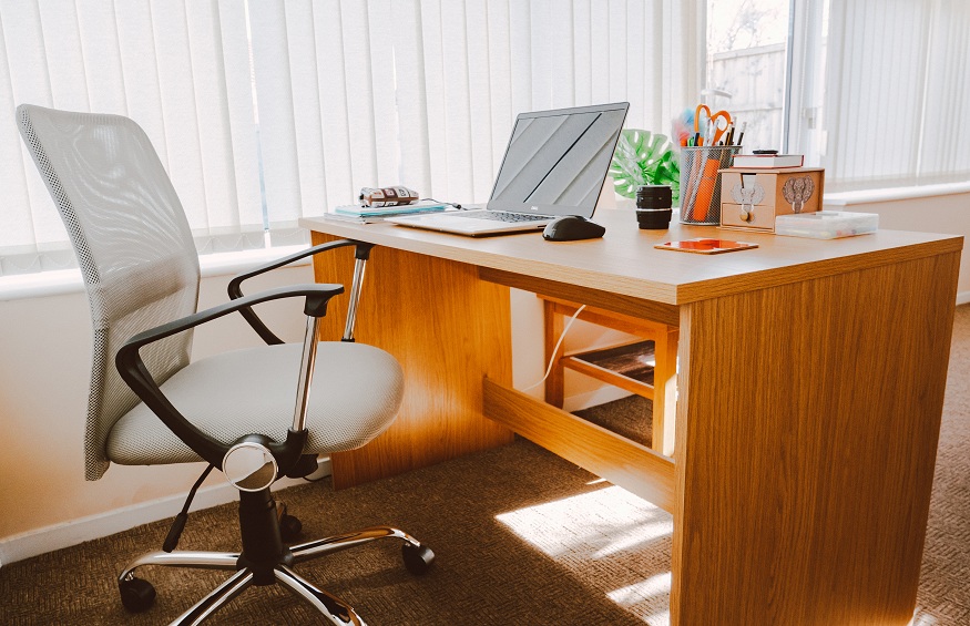 6 Tips When Shopping for Office Furniture